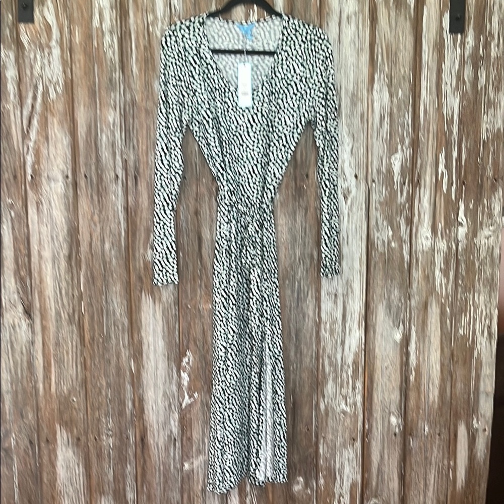 NWT DRAPER JAMES ROBIN LONG SLEEVE MIDI DRESS, size medium